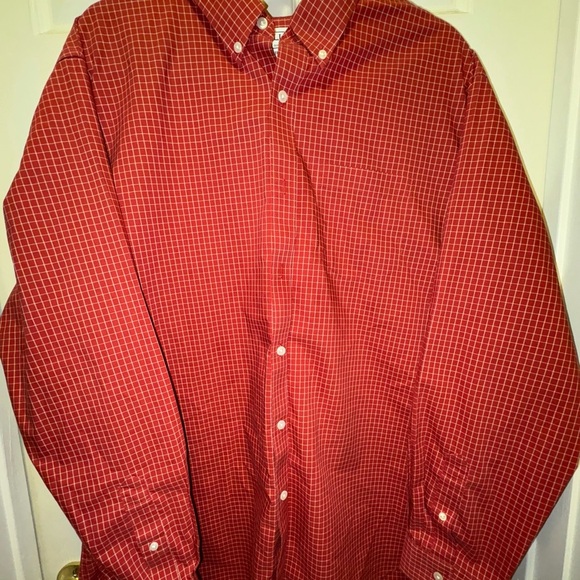 L.L. Bean Traditional Fit Red‎ Checkered Shirt - Picture 1 of 6